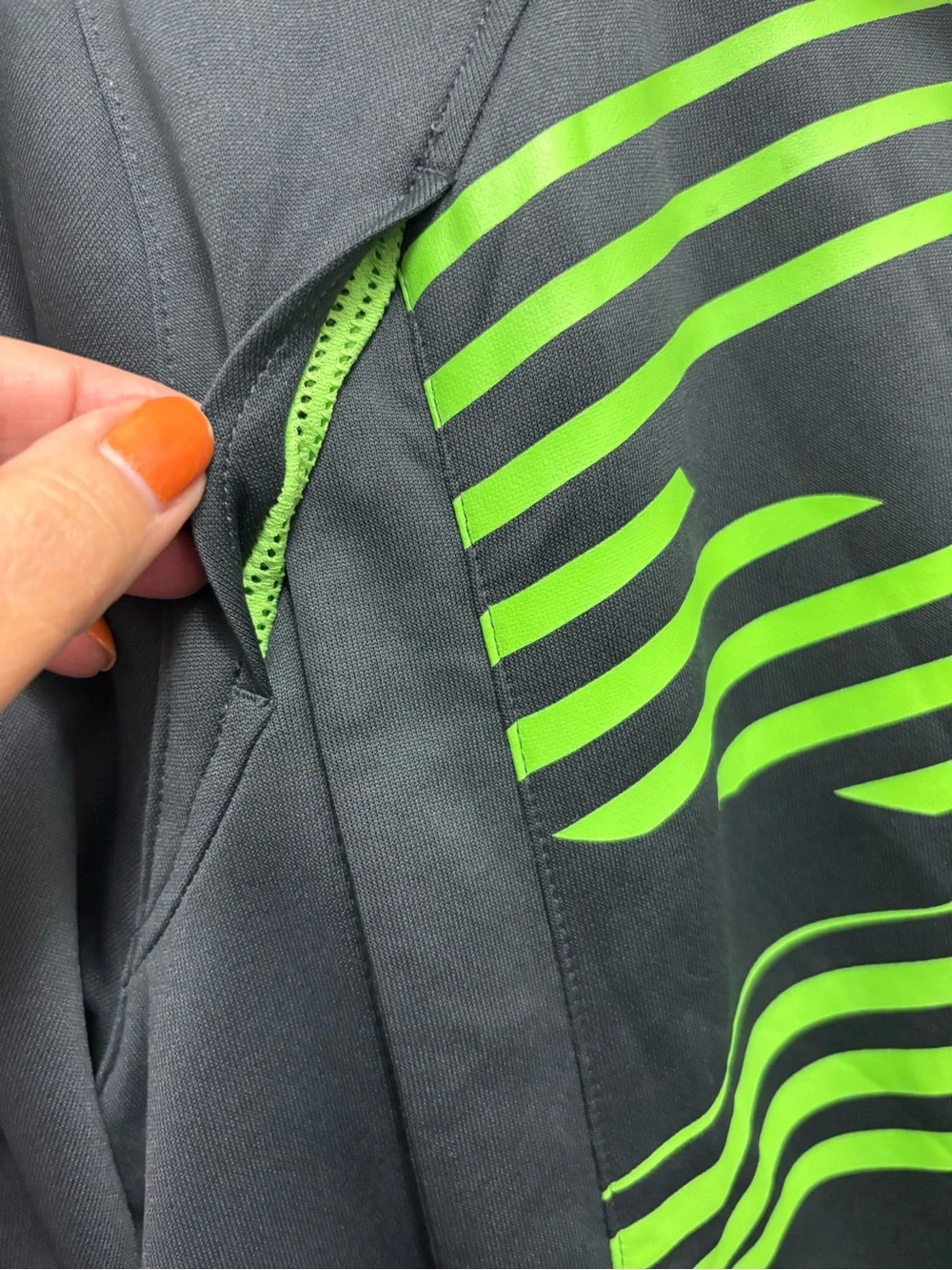 Reebok Play Dry Full Zip Men's Large Jacket Colors Gray & Lime Green